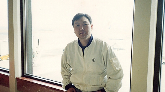 　·&nbsp;年轻时的尹锡悦。（资料图）