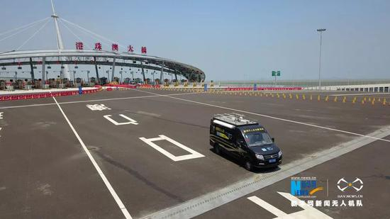  ▲新华网无人机队航拍港珠澳大桥。新华网 黄璐璐 摄