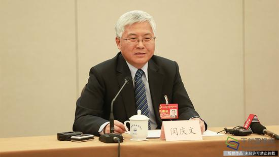 图为市人大代表、九三学社中央人资环委副主任、北京市委副主委、人资环委主任，中国科学院委员会委员，地理科学与资源研究所资源生态与生物资源研究室主任，自然与文化遗产研究中心副主任闵庆文发言（1月14日摄，图片来源：tuku.qianlong.com）。千龙网记者 陈健男摄