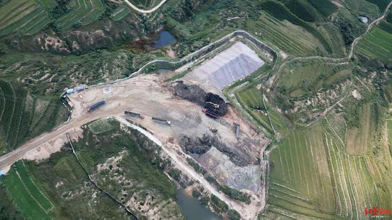  12万吨危废被陆续清运走&nbsp; 本文图均为&nbsp;红星新闻&nbsp; 图