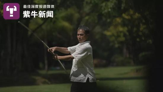  农俊宁不仅飞刀使得好&nbsp; 还擅长棍术、吹箭和双节棍