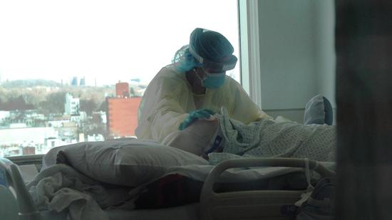 医生们表示，目前无法解释什么原因导致了血栓的出现。图据《华盛顿邮报》