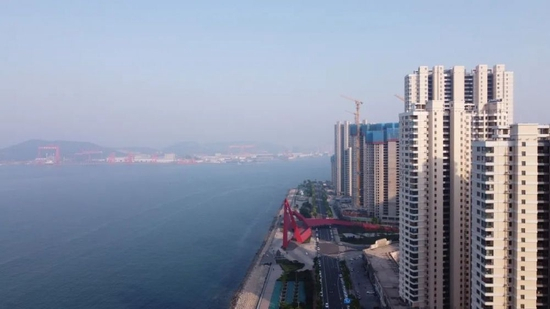 　青岛维多利亚湾航拍 |&nbsp;每经记者 王佳飞&nbsp;摄