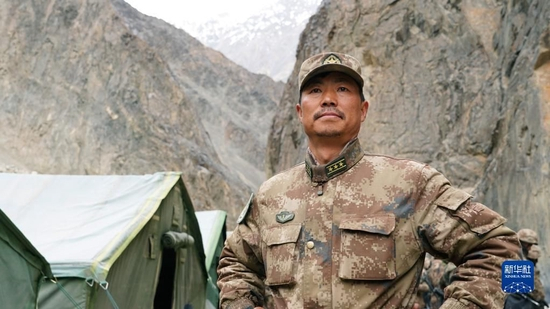 祁发宝在加勒万河谷执勤时留影（资料照片）。新华社发（郭帅 摄）