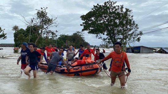 台风“潭美”已致菲律宾90人死亡、36人失踪 