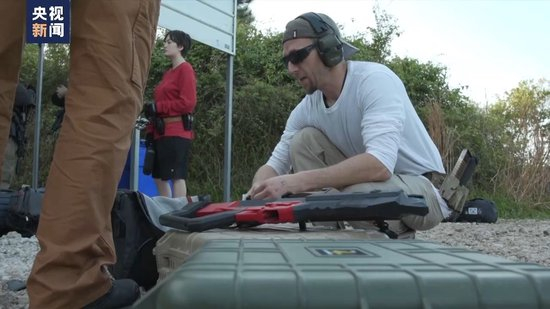  △2023年，枪支爱好者在佛罗里达州圣奥古斯丁参加3D打印枪竞赛。