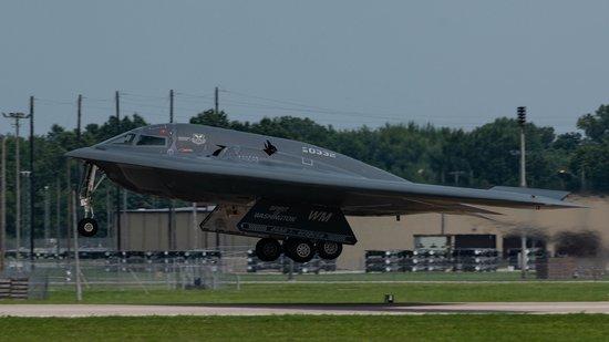 (资料图)88-0332“华盛顿精神”号B-2轰炸机