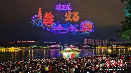 周星亮 摄