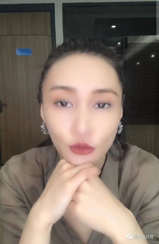 ▲牛萌萌在直播中声称自己吸毒相关信息不实。&nbsp;视频截图