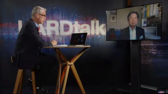 汤家骅接受BBC主持人斯蒂芬·萨克采访 视频截图