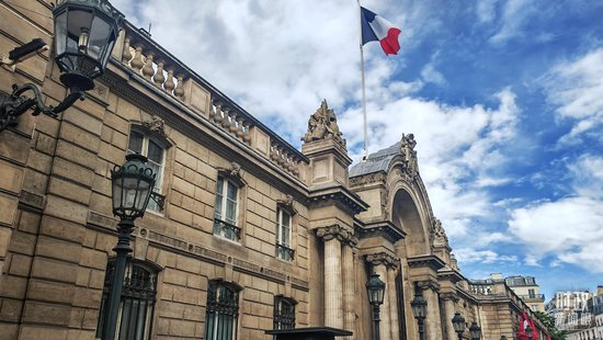  △爱丽舍宫。（总台央视记者刘琦拍摄）