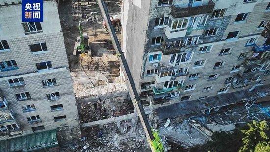 乌克兰基辅遭大规模突击 已致23人逝世