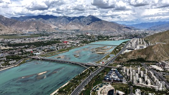  △拉萨。（总台央视记者范凯拍摄）