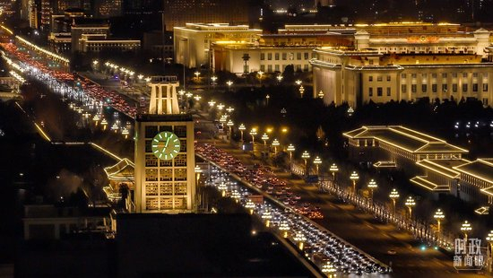  △北京长安街。（总台记者赵楠拍摄）