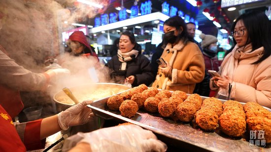 △沈阳大东副食品商场。（总台记者李晋拍摄）