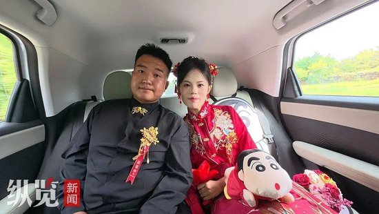  张先生和妻子。（来源/受访者提供）