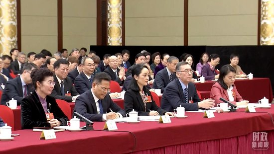 △今年3月6日，全国政协十四届四次会议农工党、九三学社、医药卫生界、社会福利和社会保障界委员联组会现场。