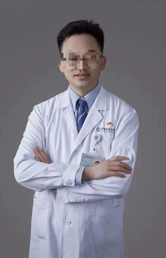 肖某事件吊销与撤销证书有何区别？律师解读：董某莹或承担多重法律责任