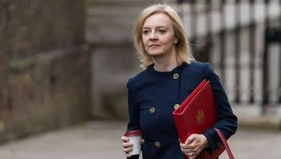  英国外交大臣伊丽莎白·特拉斯