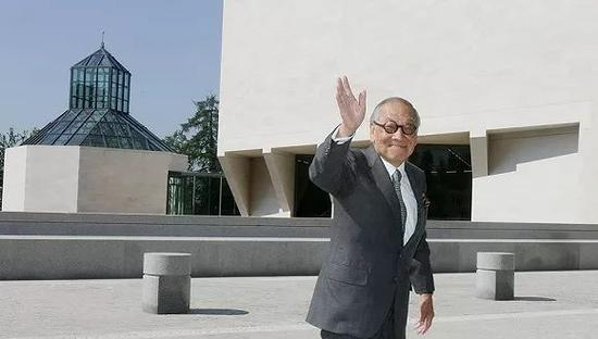 　资料图：2006年7月1日，卢森堡，贝聿铭出席现代艺术博物馆落成典礼。图片来源：视觉中国