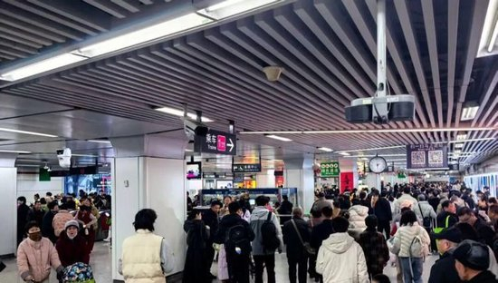  2月19日的龙翔桥站 受访者供图