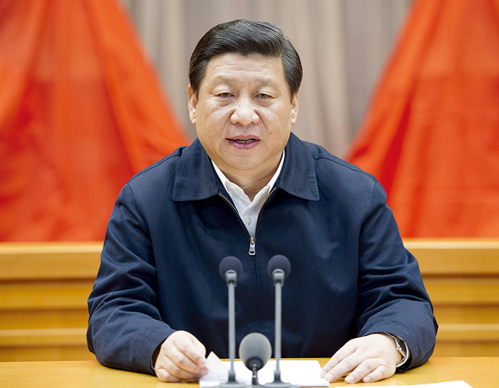 　　2013年1月5日，新进中央委员会的委员、候补委员学习贯彻党的十八大精神研讨班在中央党校开班。中共中央总书记、中共中央军委主席习近平在开班式上发表重要讲话。 新华社记者 黄敬文/摄