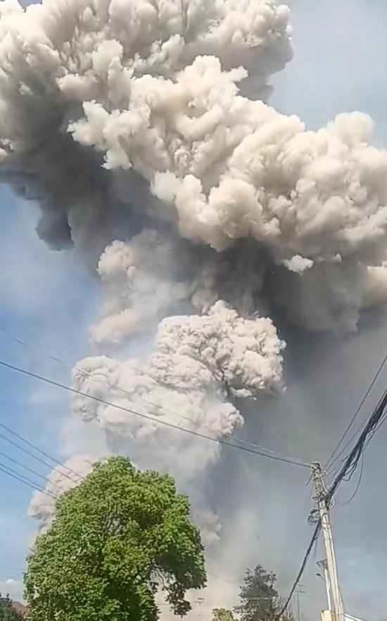 爆炸现场