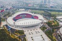 武汉公交司机每天练习英语1小时:服务军运会观众