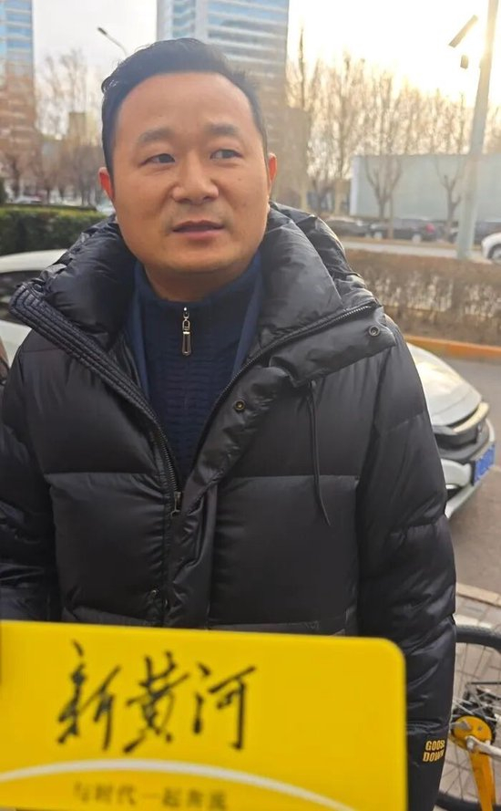 江苏昆山一家企业的负责人曾庆龙