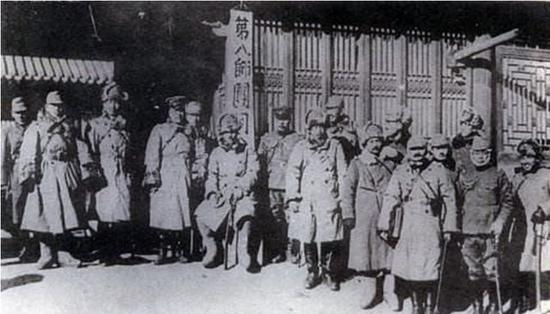 1933年3月，侵占承德的日军第八师团司令部设于避暑山庄清音阁。