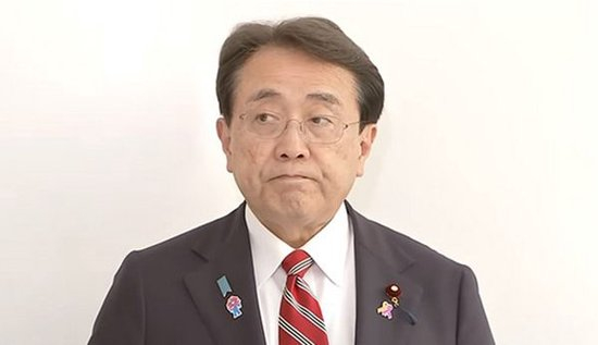 日本经济再生大臣赤泽亮正