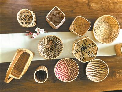 精美的竹编篮。