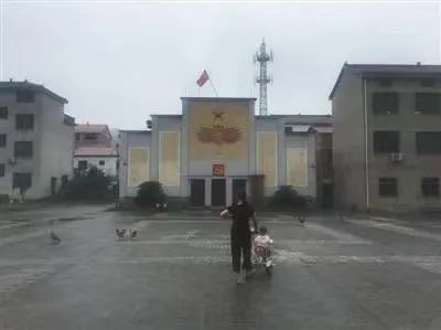  ▲&nbsp;金华市武义县下埠口村，何巧女捐资整修的大礼堂。新京报记者 朱玥怡 摄