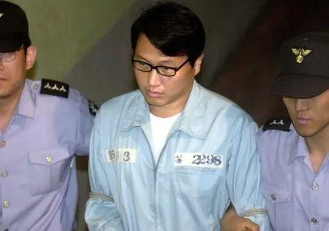  ·崔泰源曾两次被捕入狱。