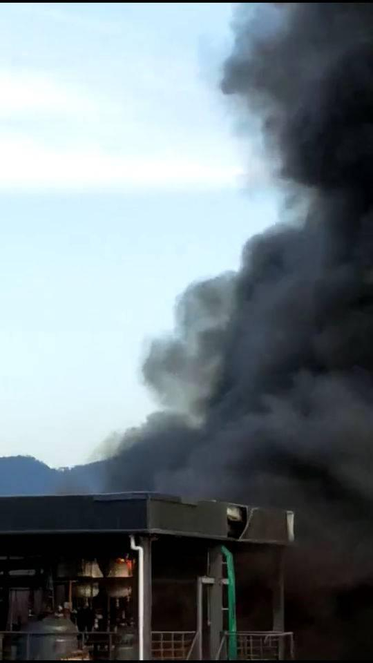 事故现场。图片均封面新闻