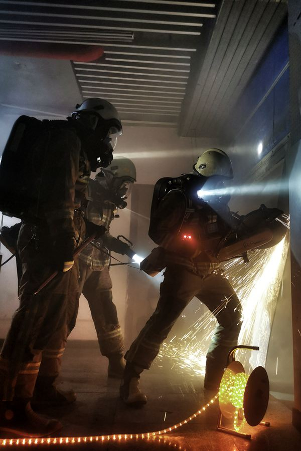  灭火救援演练。供图