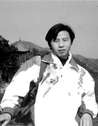 （李尚平老师生前照片 摘自《南方周末》）
