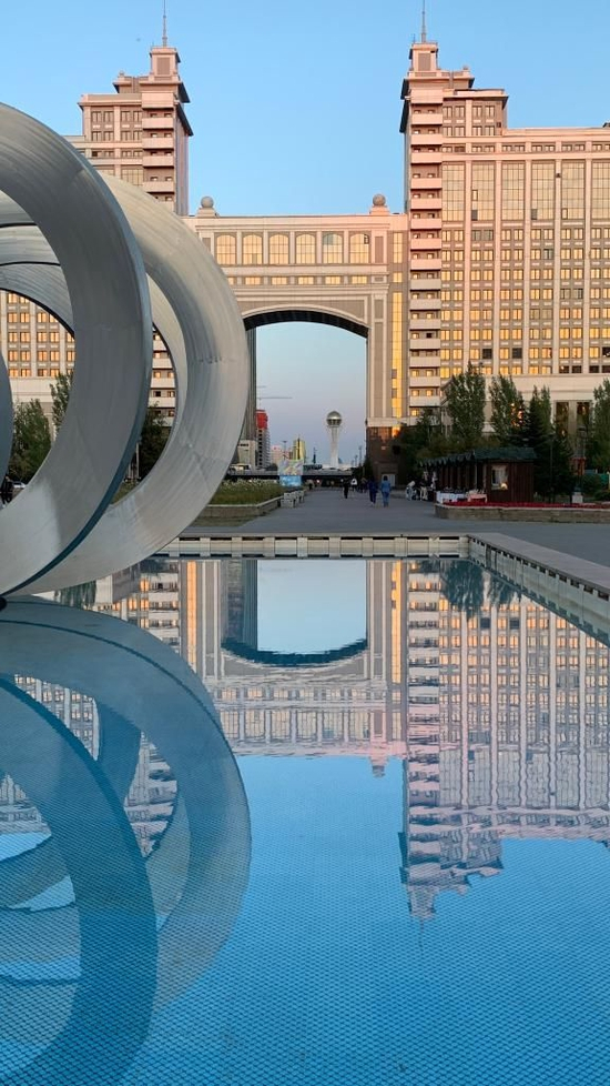 这是2022年9月9日拍摄的哈萨克斯坦阿斯塔纳（当时名为努尔苏丹）城市景观。新华社记者鲁金博摄