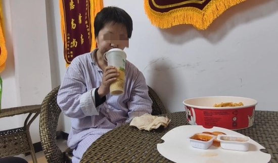 卜小花（视频截图）