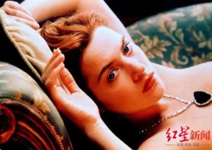 △席琳·迪翁为《泰坦尼克号》演唱的主题曲《我心永恒》和电影一道成为经典 图片来源：红星新闻
