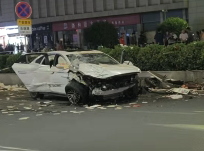 　网友视频截图。