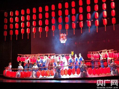 图为赣南民俗音画《客家儿郎》“添丁升灯”剧照 央广网记者王子衿摄 资料图