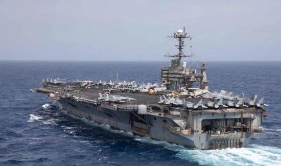 美国海军“哈里·杜鲁门”号航母 资料图片 央视新闻报道配图