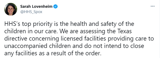  美国卫生与公众服务部官员回应内容。/推特截图