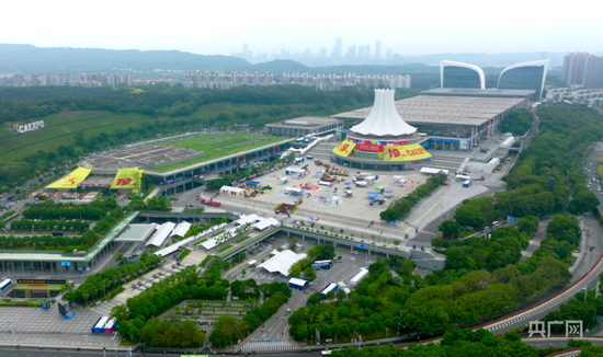  中国—东盟博览会永久会址设在南宁国际会展中心（央广网记者 黄月芬 摄）