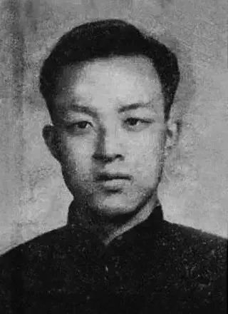  ·年轻时的沈燮元。