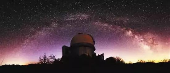 国家天文台兴隆观测站2.16米望远镜。图片源自国家天文台