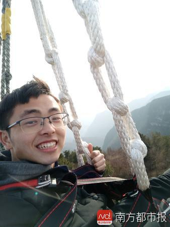 开朗的徐广，也曾因一位爱心人士的去世而神伤。