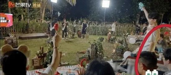  ·李云迪在《披荆斩棘的哥哥》第十一期中镜头极少。