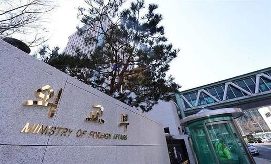 国家外汇管理局：我国外汇市场表现出较强韧性 